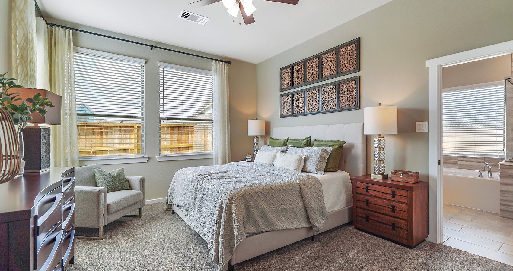 0-HOU-chesmarhomes-ORLANDO-A-HuntersCreekMODEL-mainbedroom.jpg
