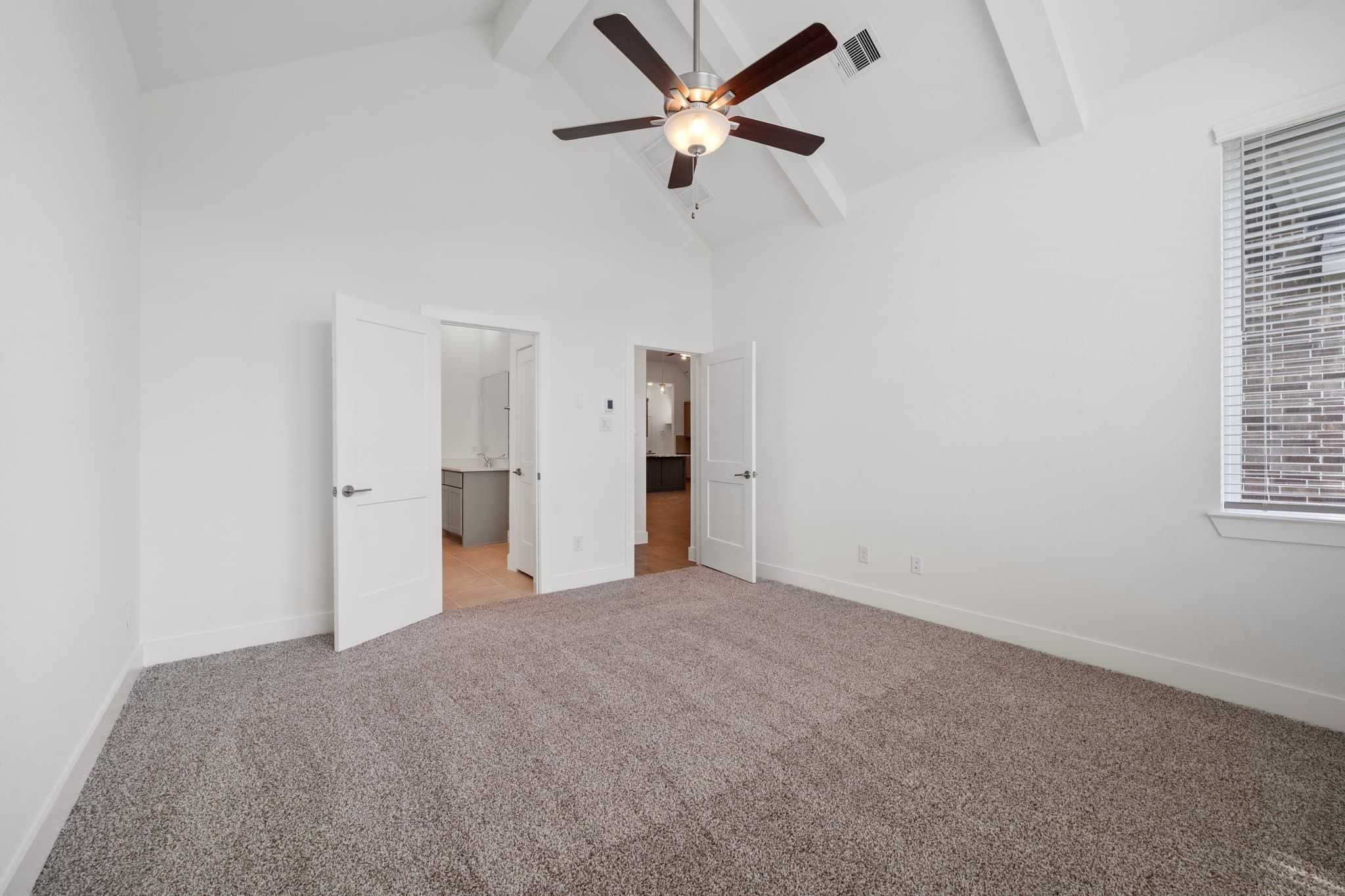 24-web-or-mls-DSC07088.jpg