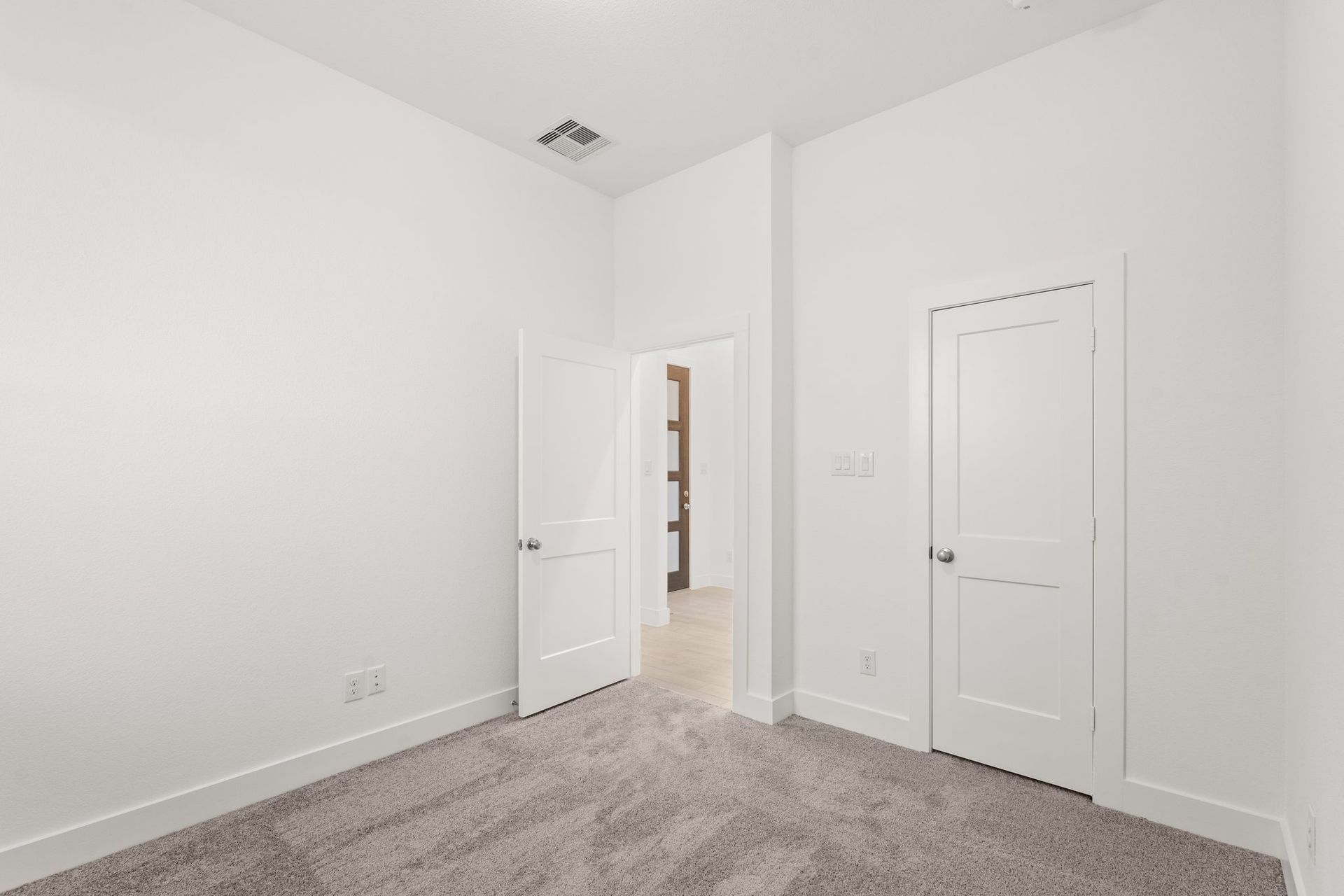 11-web-or-mls-MK301412-1.jpg