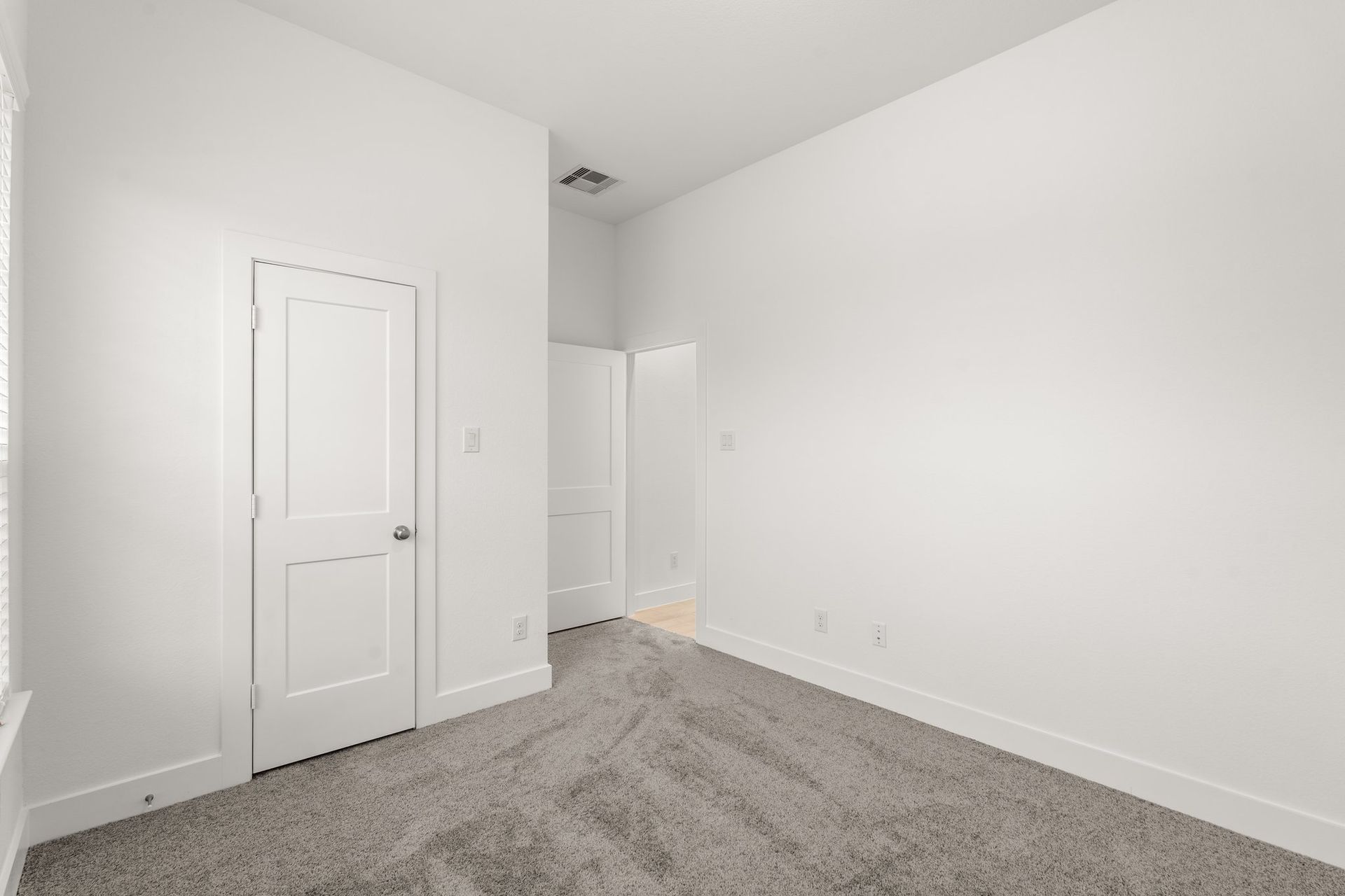 13-web-or-mls-MK301418-1.jpg