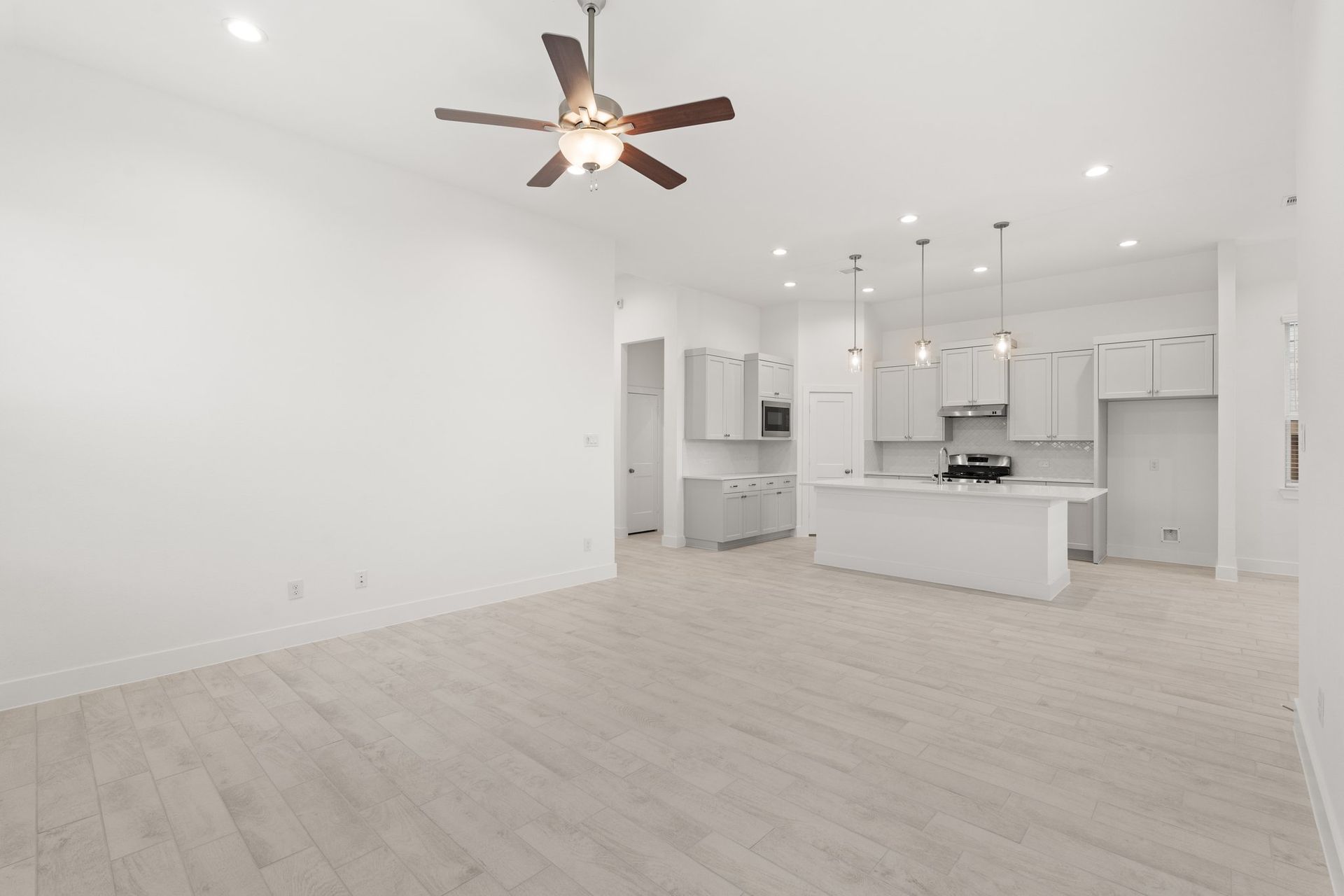 17-web-or-mls-MK301430-1.jpg