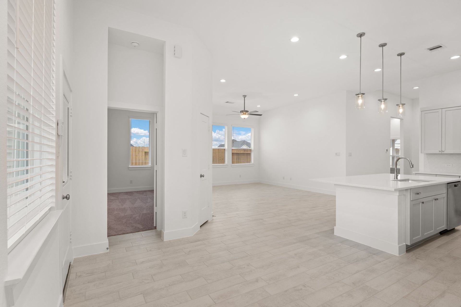 21-web-or-mls-MK301442-1.jpg