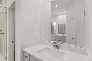 11820 South Pavillion Dr (Fairway)