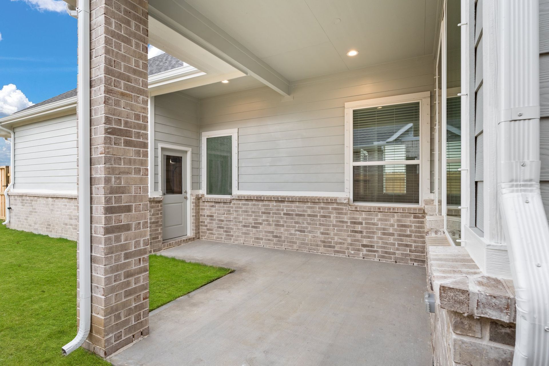 28-web-or-mls-MK301463-1.jpg