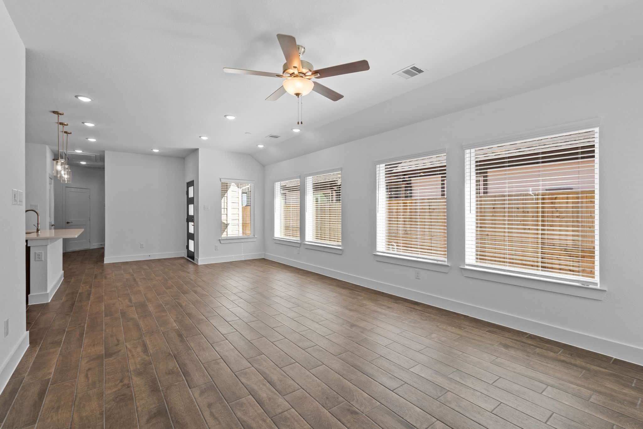 14-web-or-mls-DSC08607.jpg