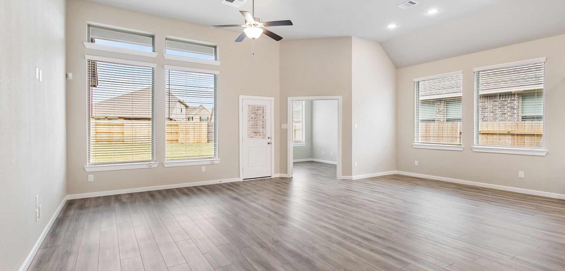 HOU-Chesmar-Homes-Sunnyside-Slider-4.jpg