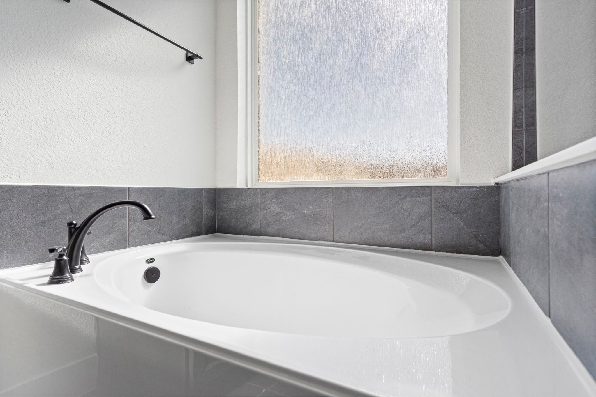 32-web-or-mls-DSC07494.jpg