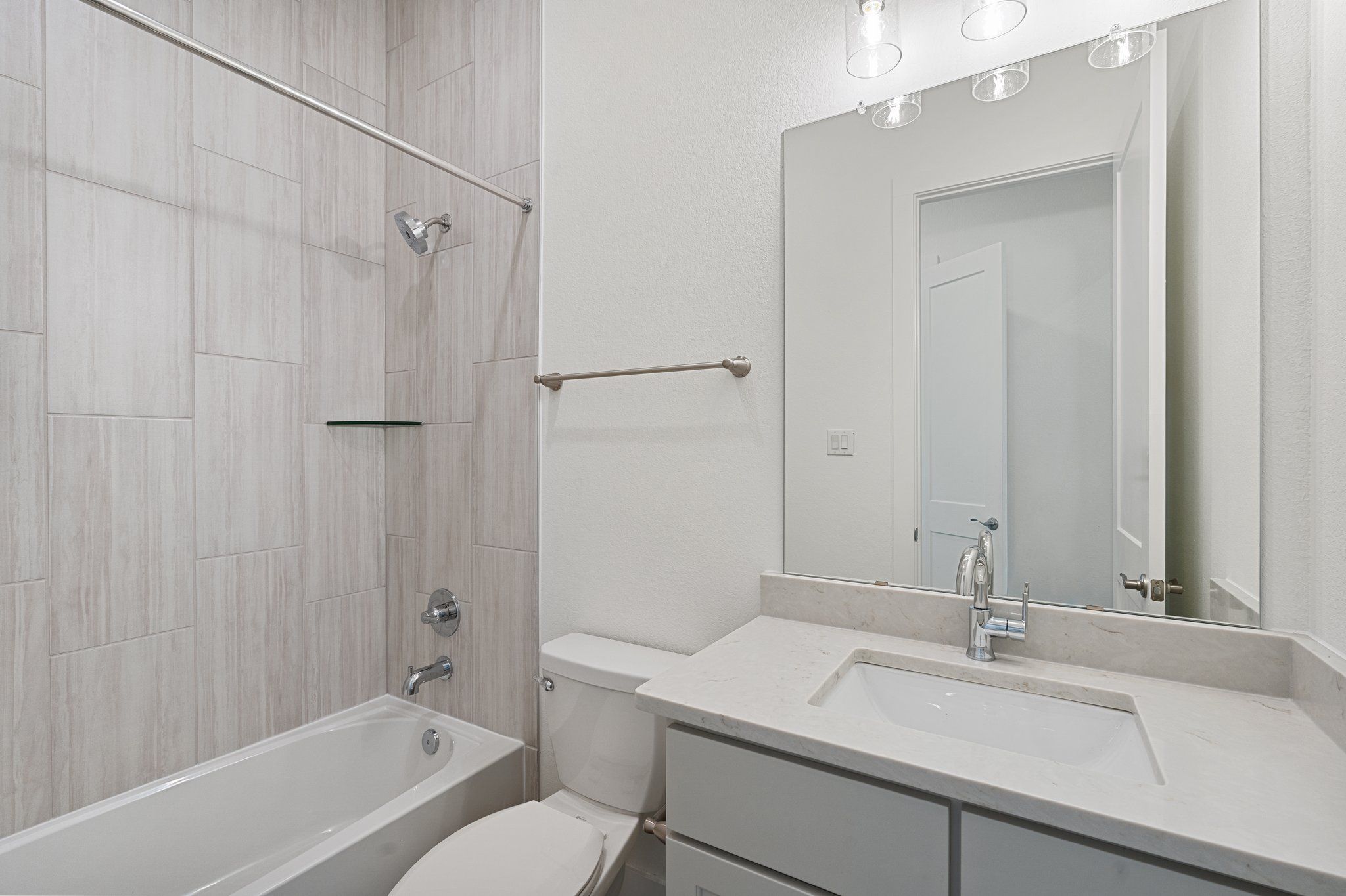 28-web-or-mls-AMC03007.jpg