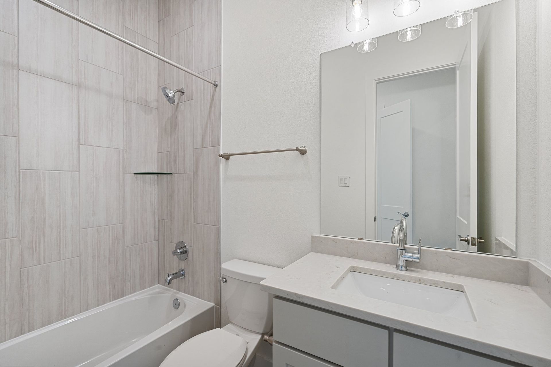 28-web-or-mls-AMC03007.jpg
