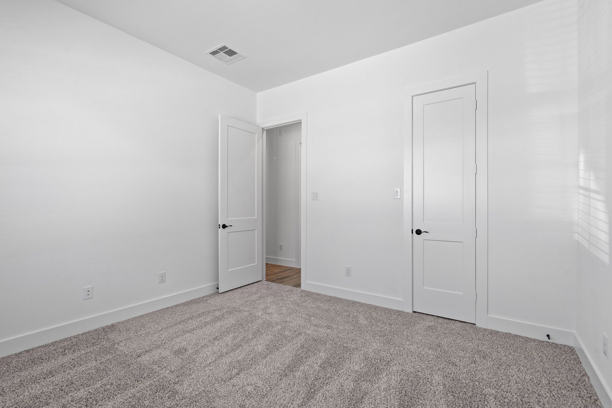 20-web-or-mls-DSC04925-1.jpg