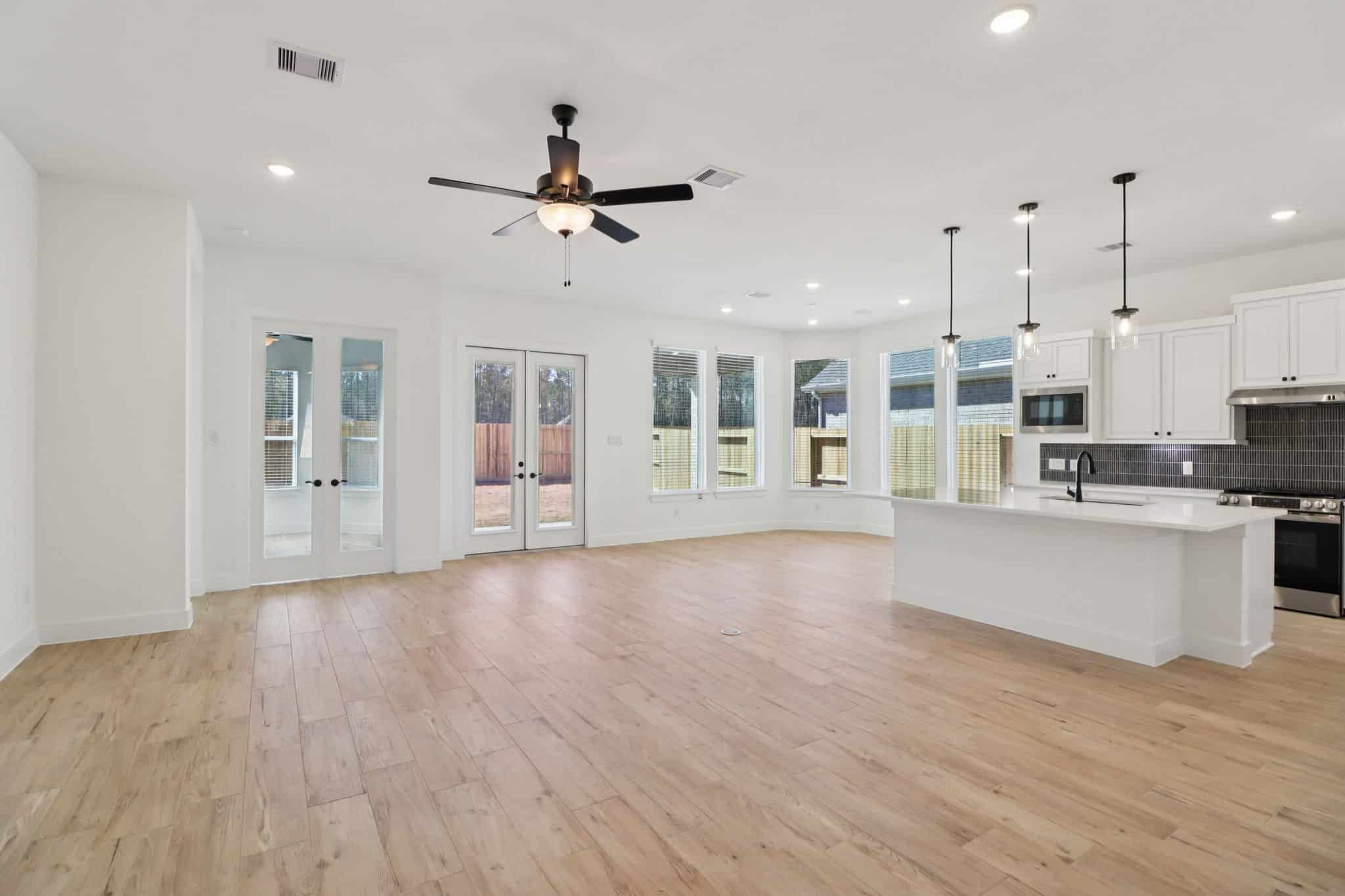 7-web-or-mls-9742-Roaring-River-Fls-Ln-S0702-007.jpg