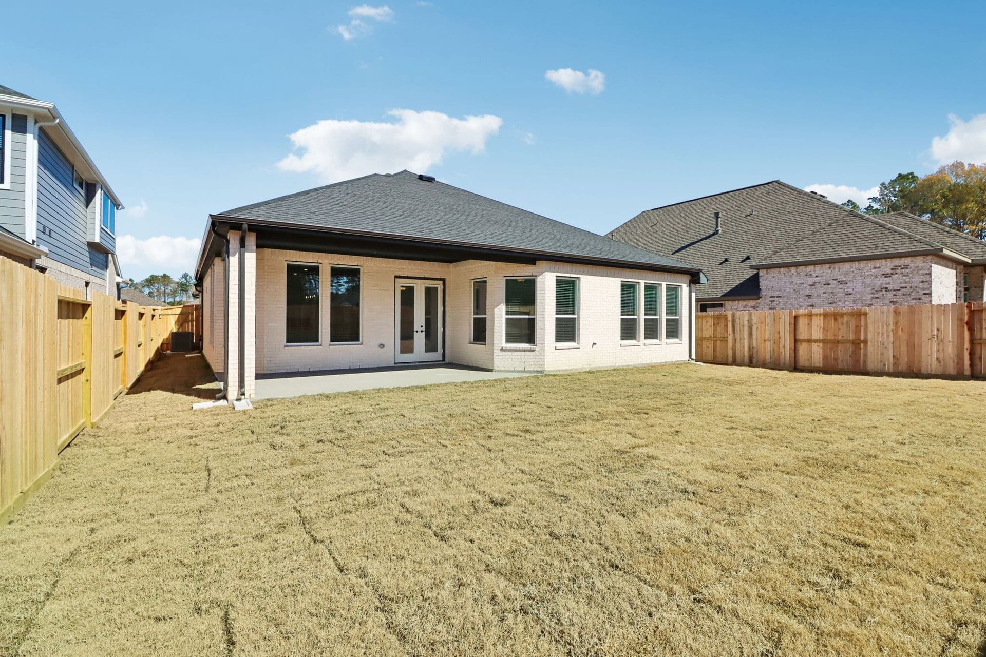 28-web-or-mls-9742-Roaring-River-Fls-Ln-S0702-028.jpg