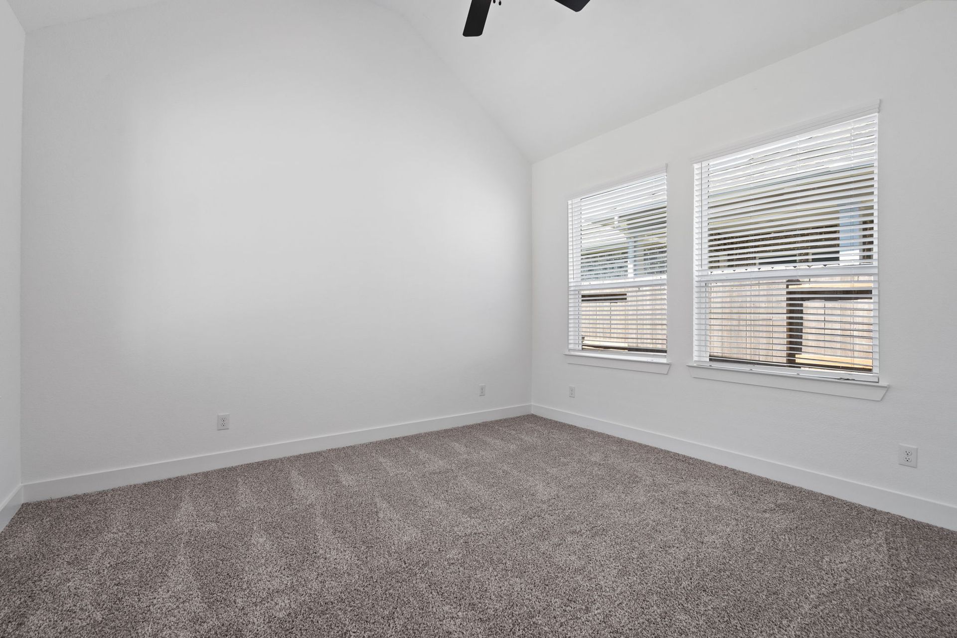 29-web-or-mls-DSC04967-1.jpg