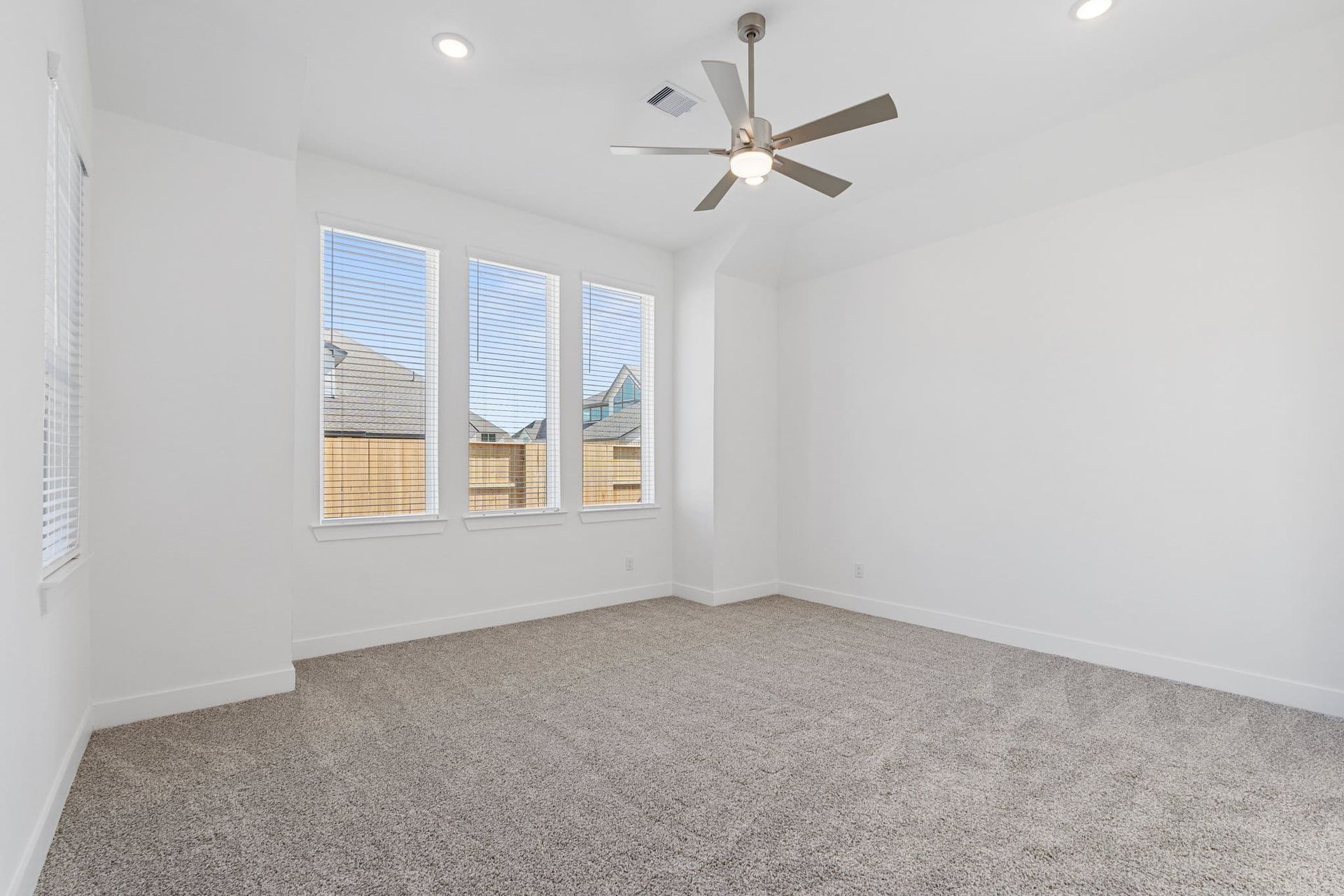 16-web-or-mls-AMC02965-1.jpg