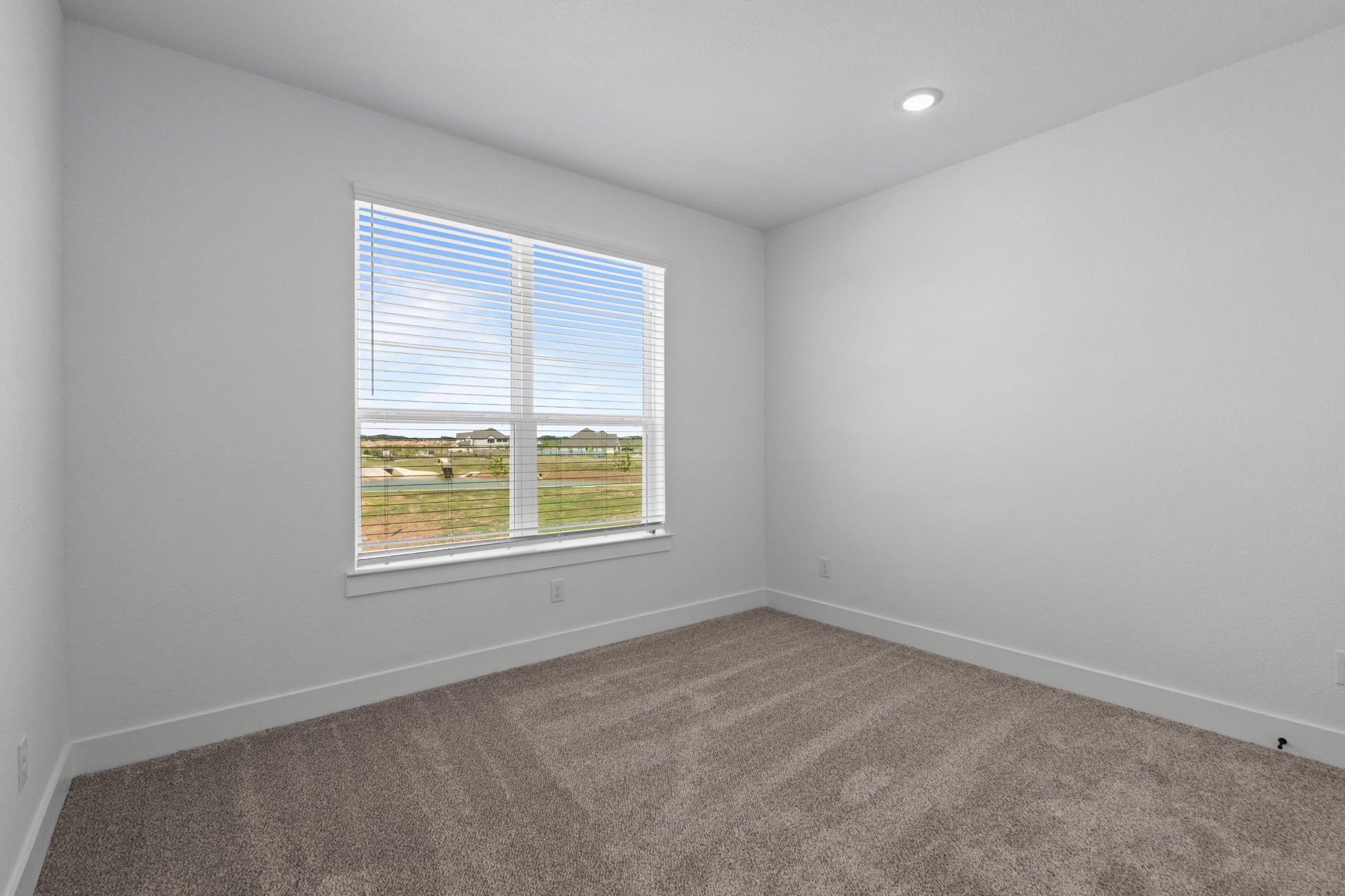 27-web-or-mls-DSC05409-1.jpg