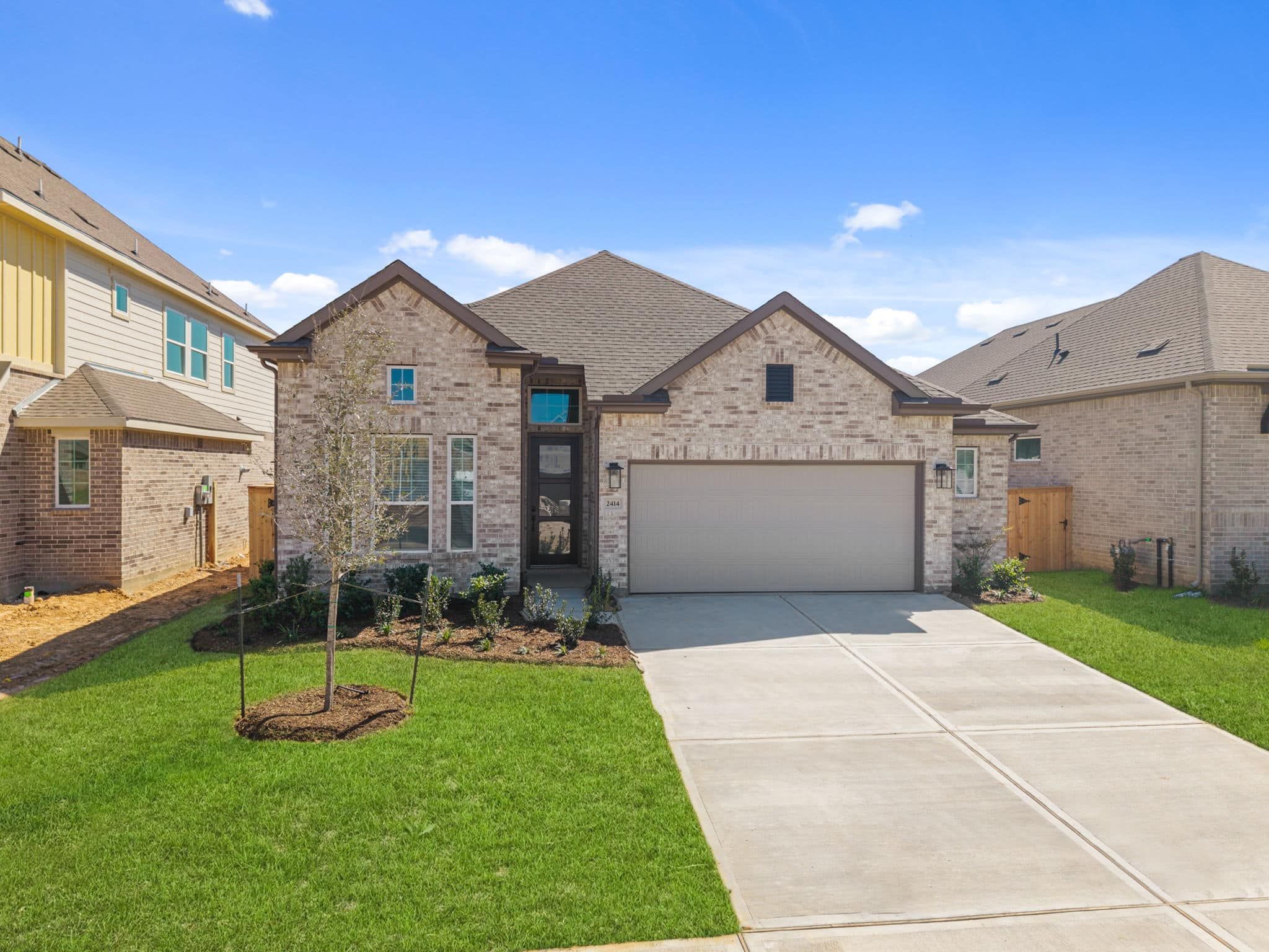2414 Garden Arbor Lane (Oakley)