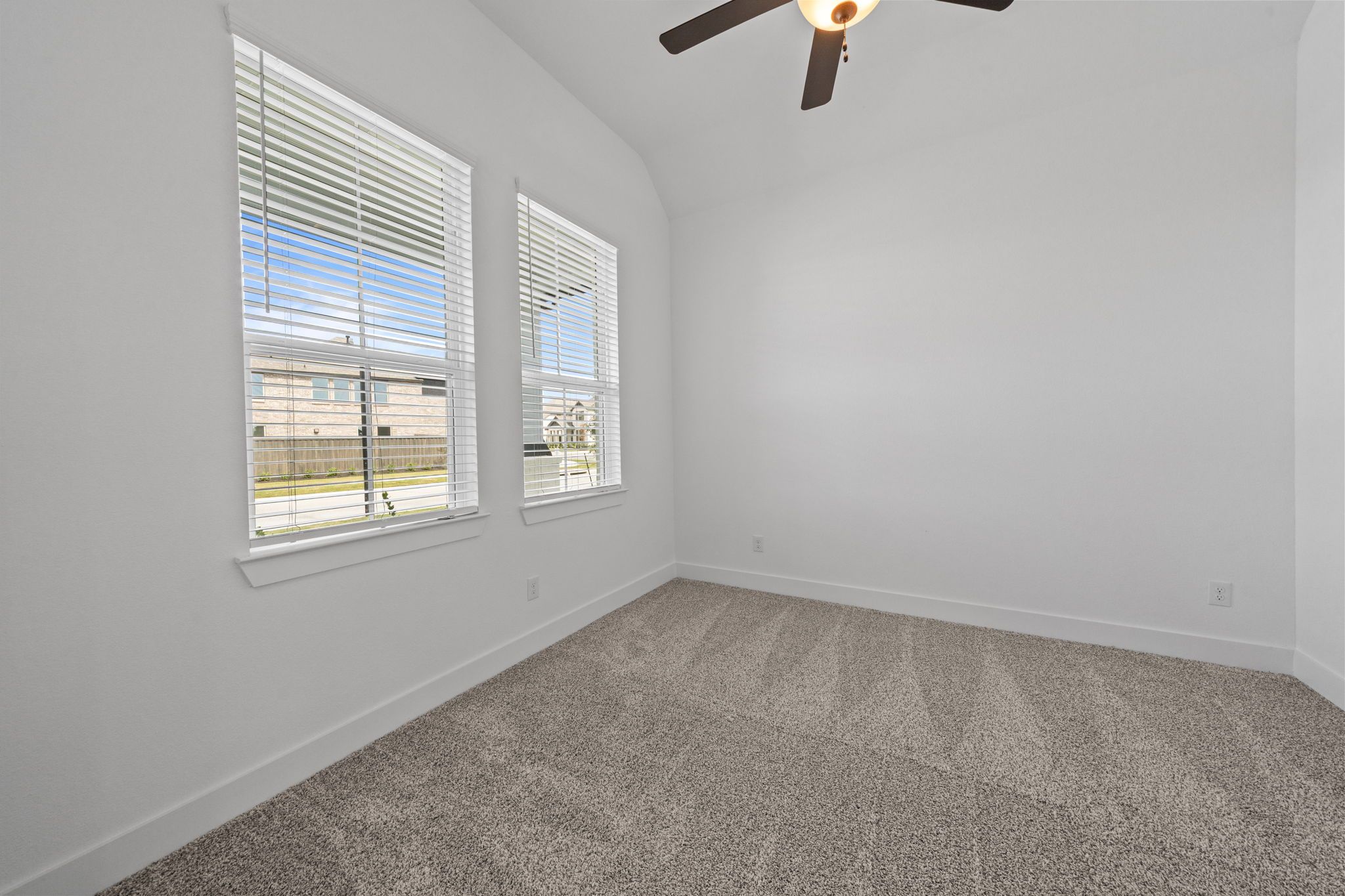 19-web-or-mls-DSC07406.jpg