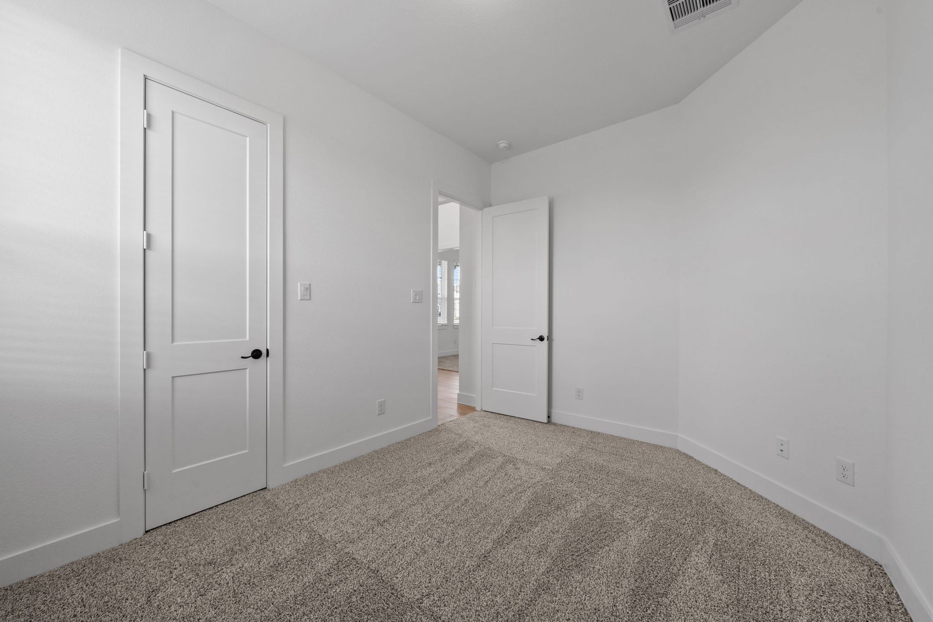 20-web-or-mls-DSC07424.jpg