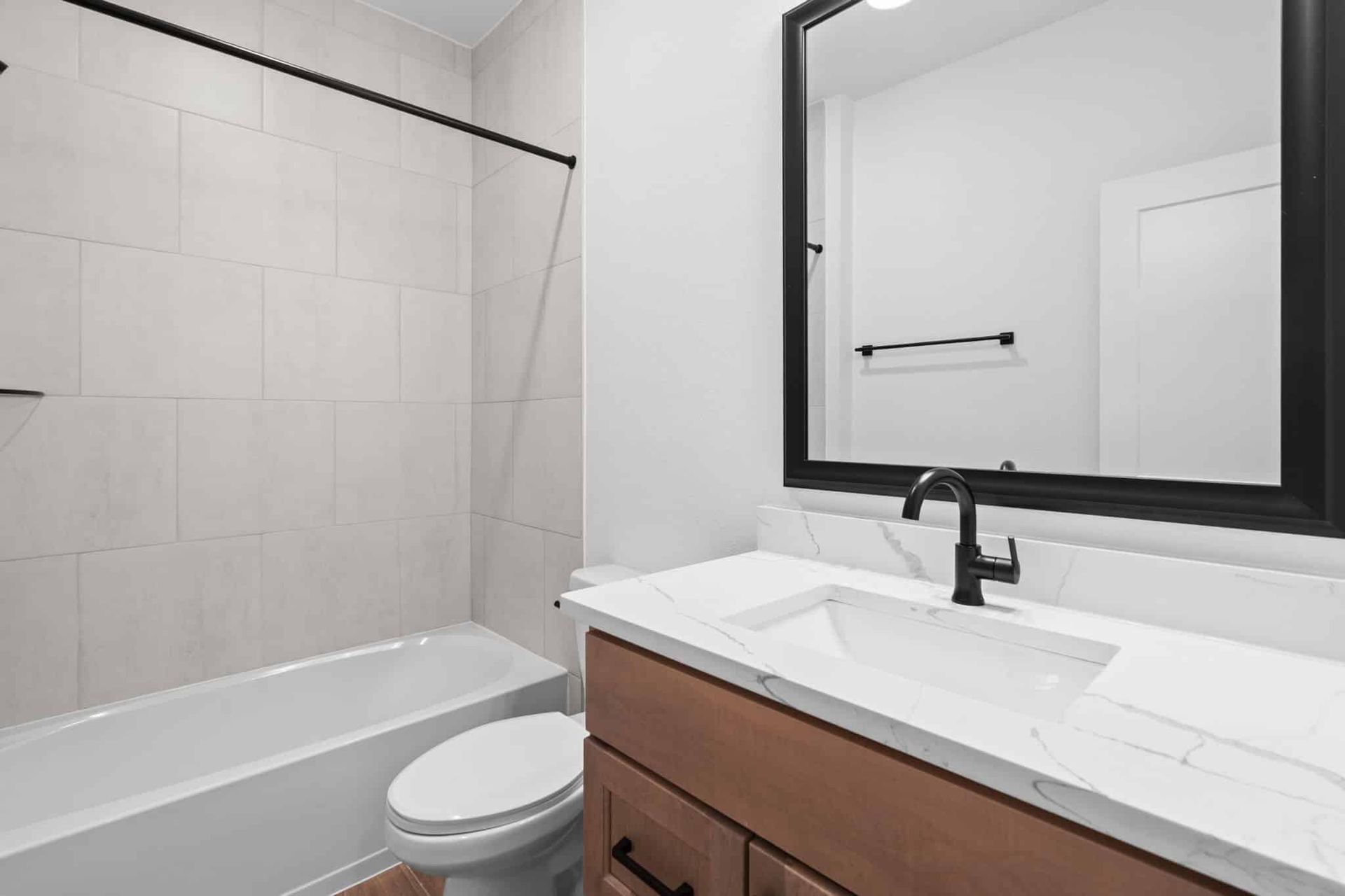 30-web-or-mls-DSC05424-1.jpg