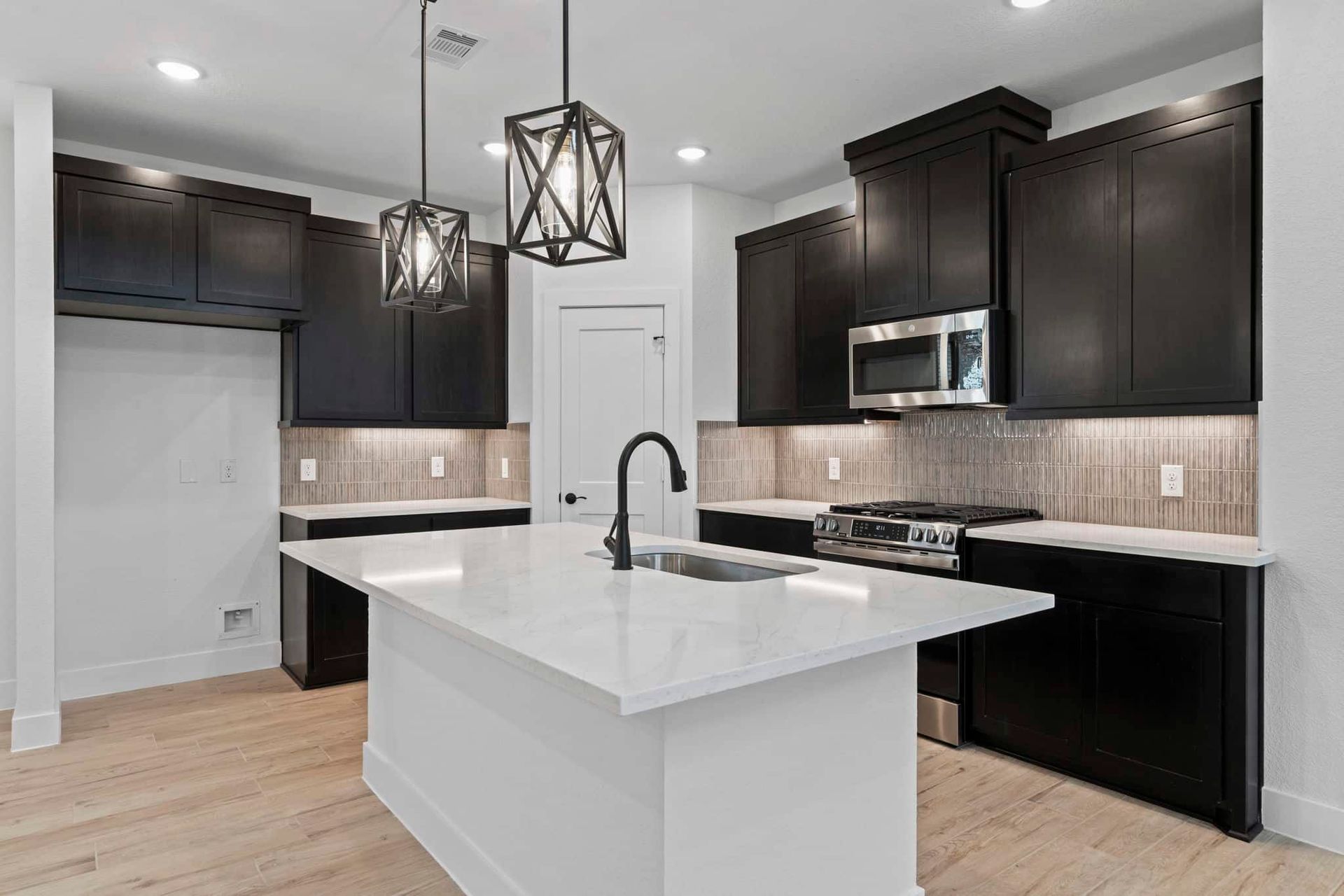 7-web-or-mls-DSC03687-1.jpg