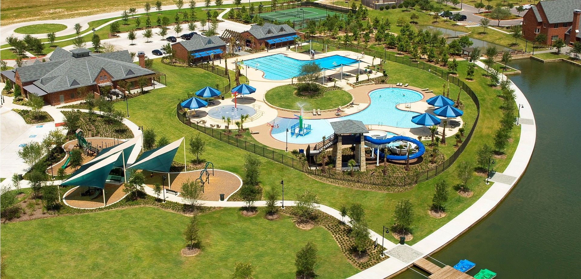 HOU-Bridgelandcommunity-amenities.jpg