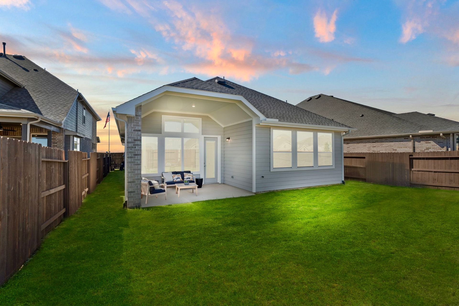 33-web-or-mls-MK305935dte.jpg