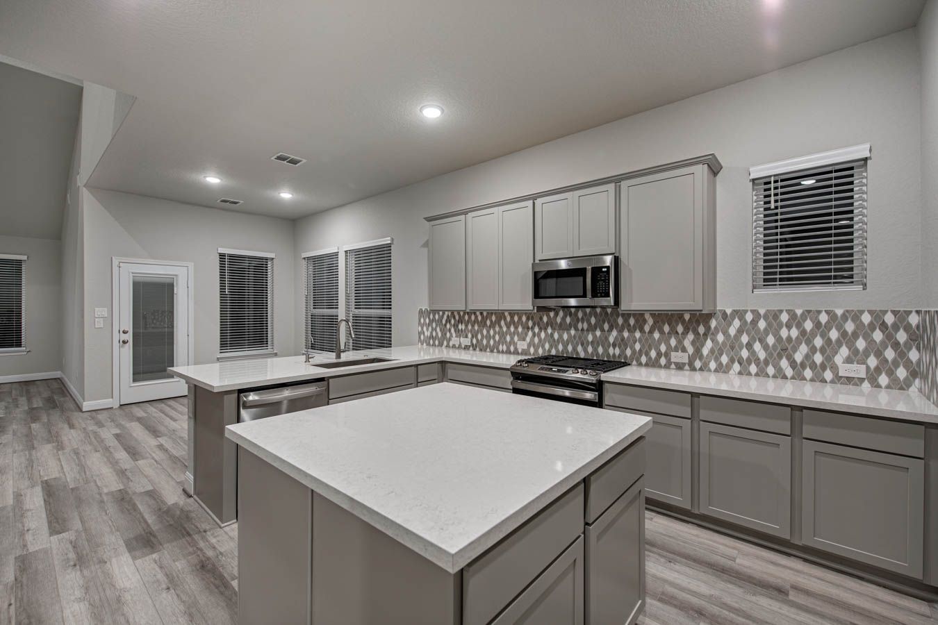 3O6A2938-HDR-1.jpg