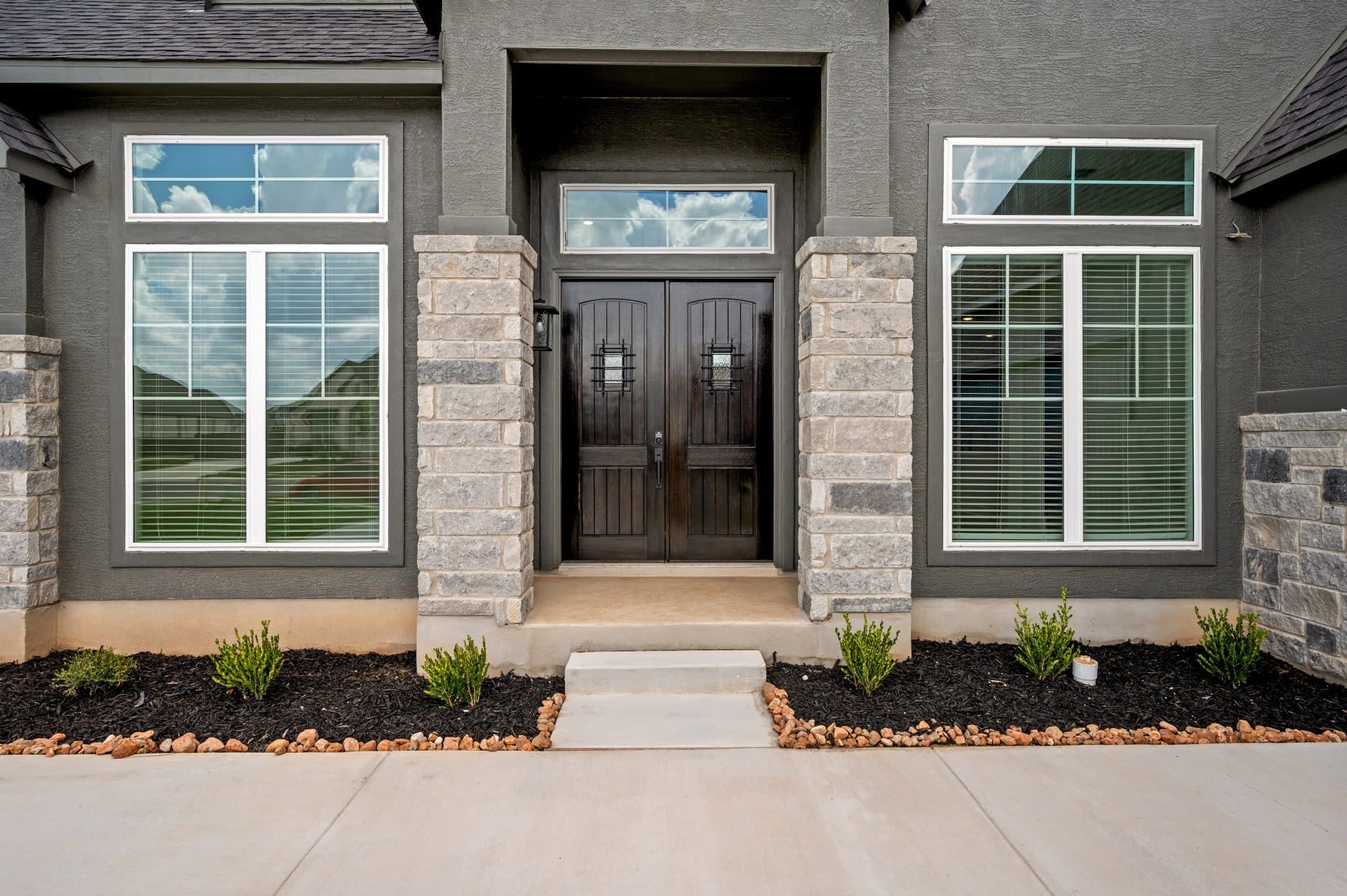 512 Cotorra Springs