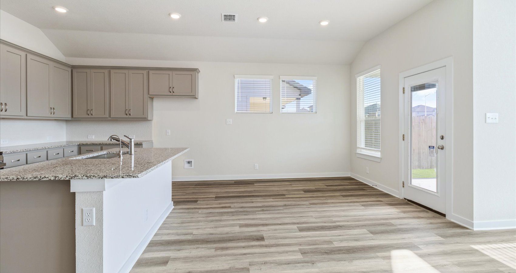CTX-chesmar-meganfloorplan-3141Morlanga-dining.jpg