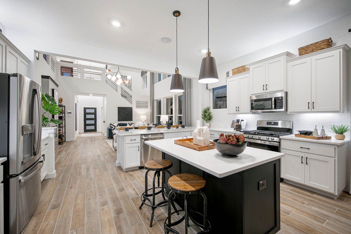 ctx-chesmarhomes-modelhome-LYNDONfloorplan-2994ENZ-sliders-30-of-33.jpg
