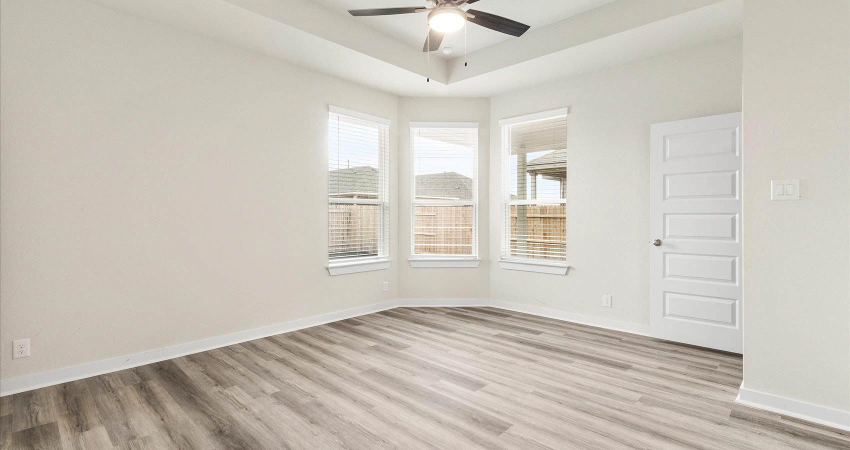 CTX-CHESMAR-CONNORfloorplan-1914Esplanade-sliders-10-of-14.jpg