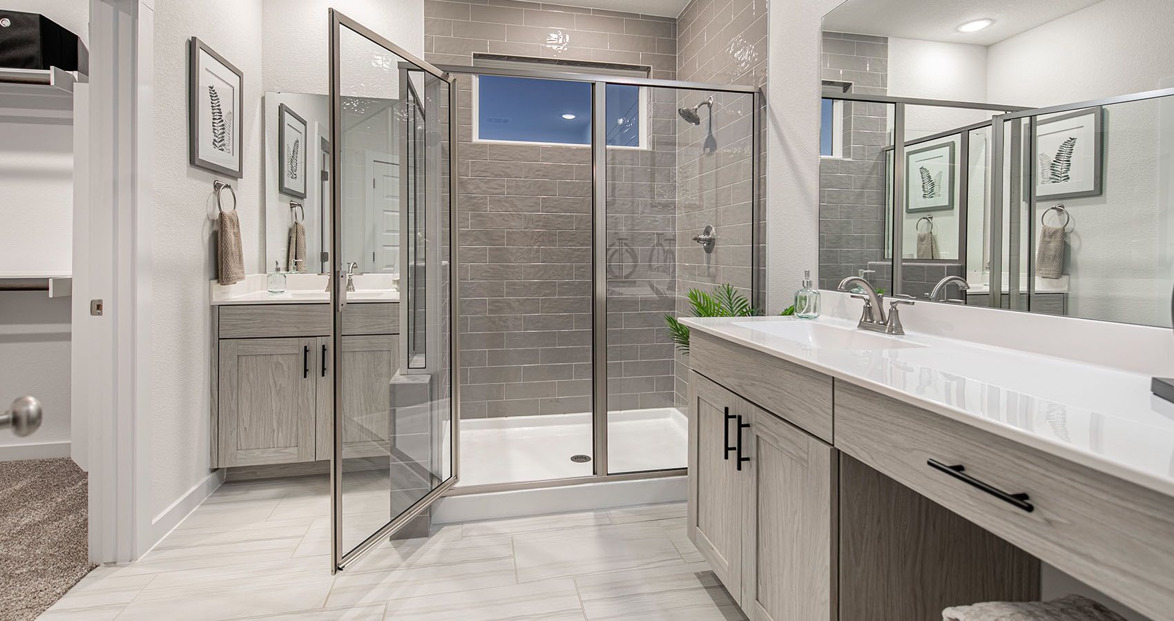5.CTX-chesmarhomes-ANDREW-modelhome-masterbathroom.jpg