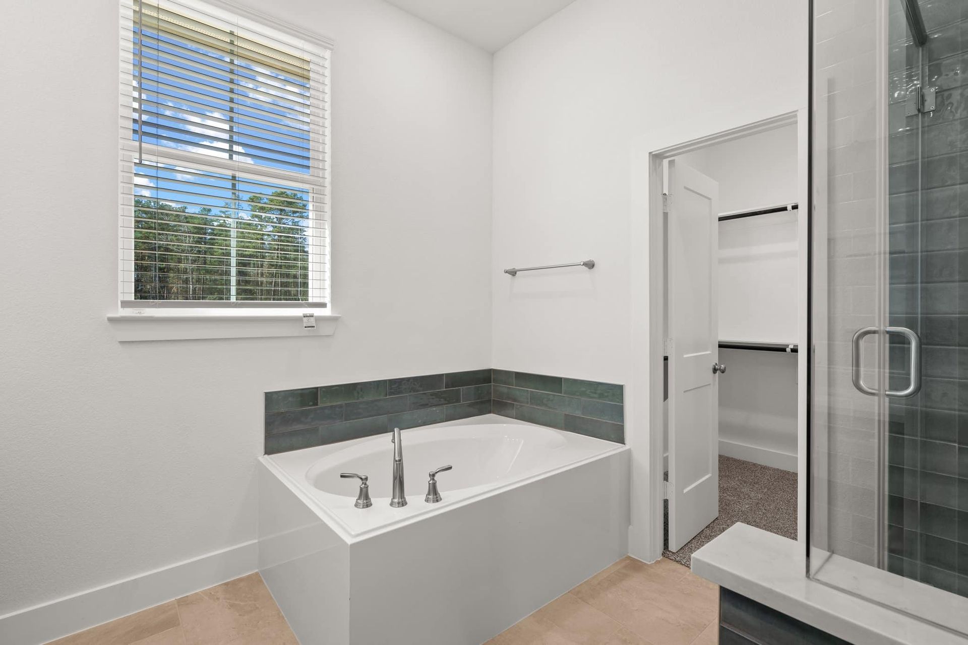 24-web-or-mls-DSC01197.jpg