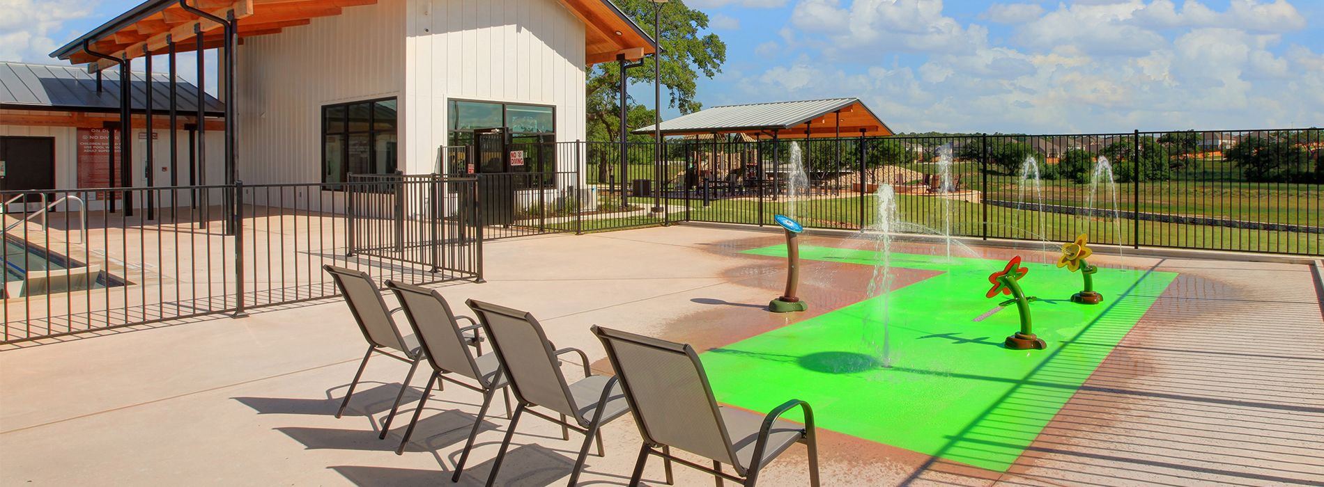 CTX-meyer-ranch-communityphoto-splashpad.jpg