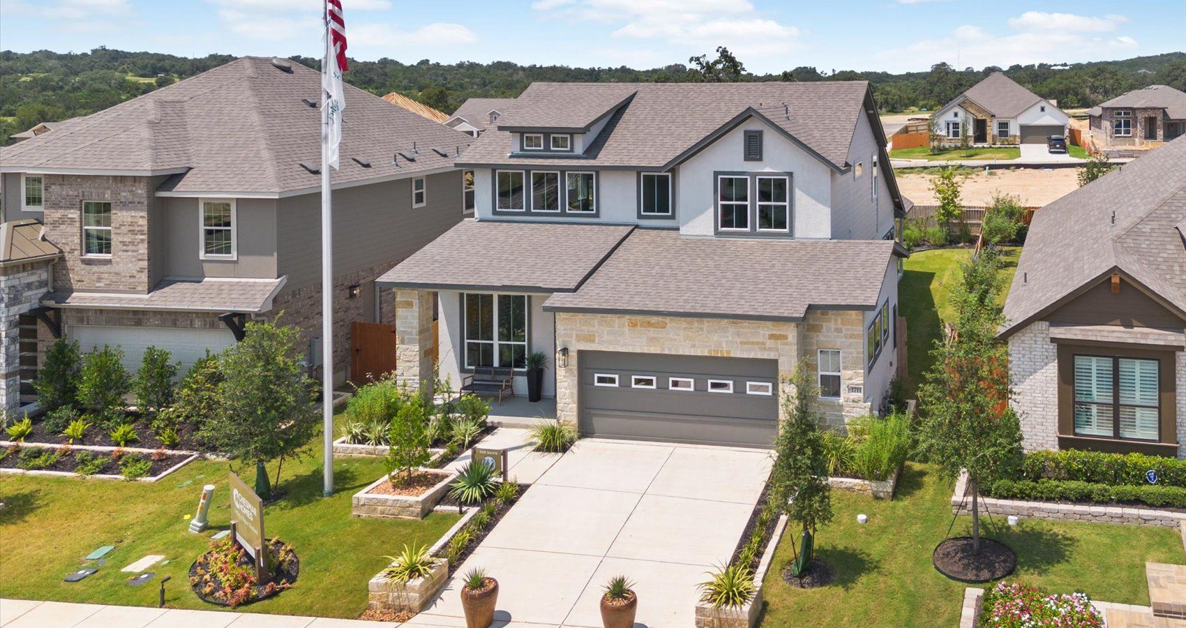 12-meyer-ranch-models-ext-12.jpg