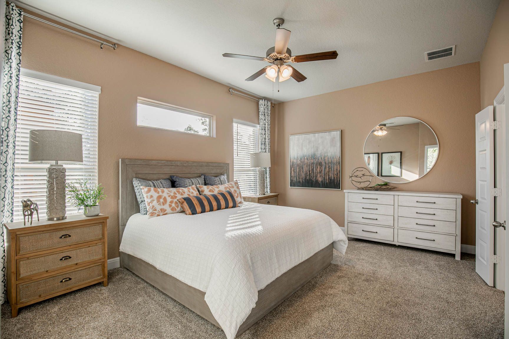 SA-chesmarhomes-Lincoln-C-5646-Holly-Hollow-Slider-9-of-22.jpg
