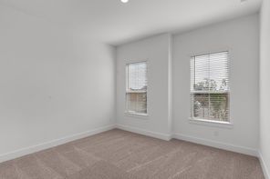 320 West Faulkner Street (Maddy)