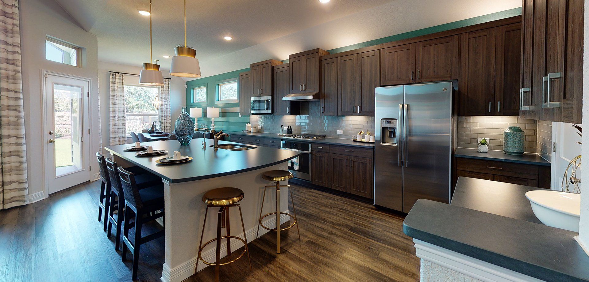 ATX-chesmarhomes-Branford-Sorento-Model-Kitchen-2-slider.jpg
