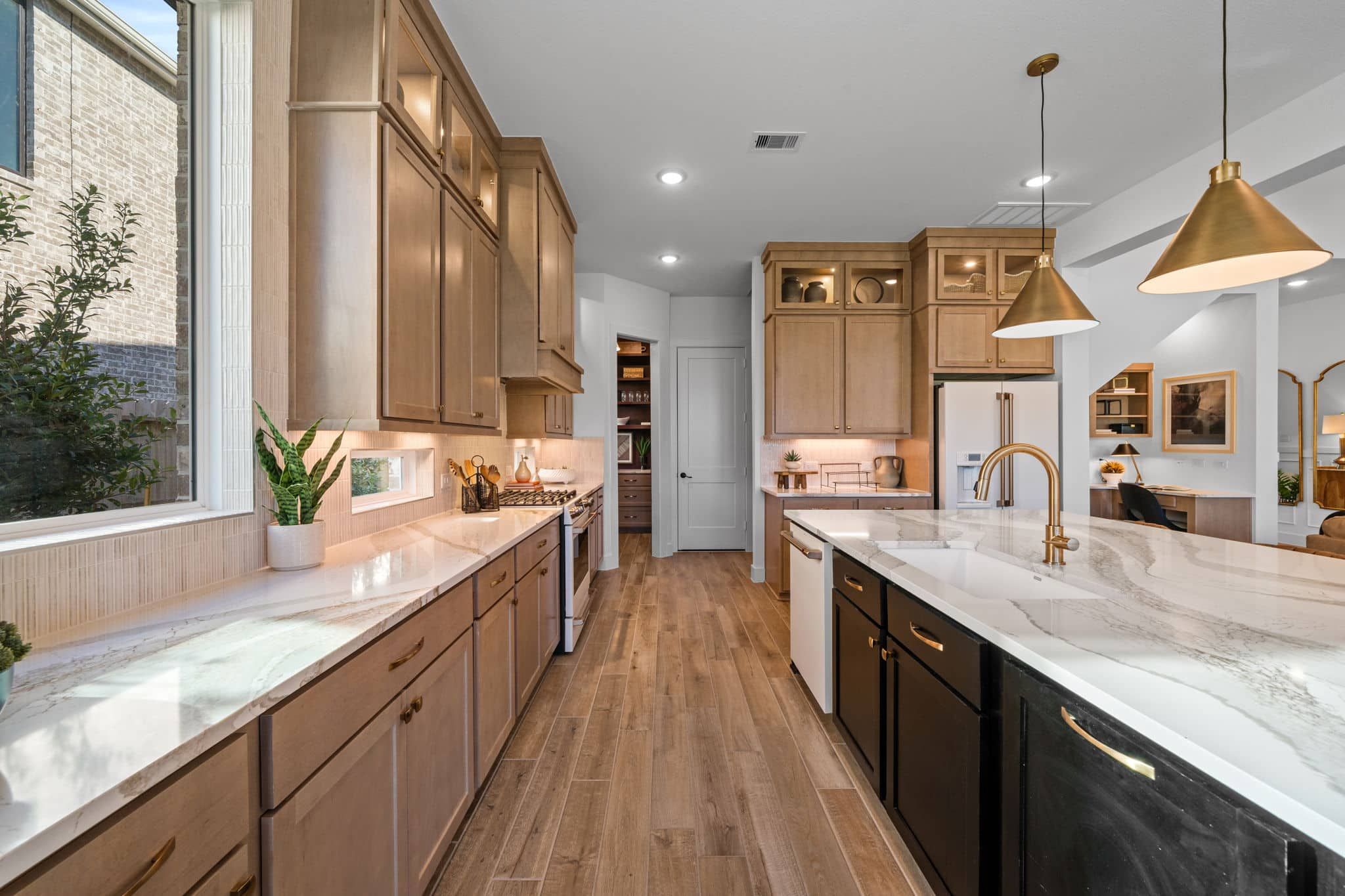 32-web-or-mls-DSC05126-1.jpg