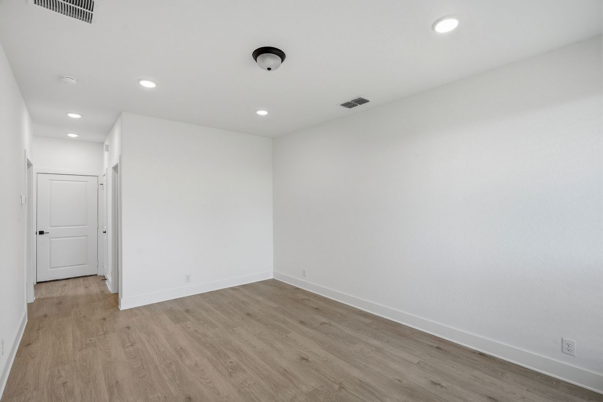 Flex Room