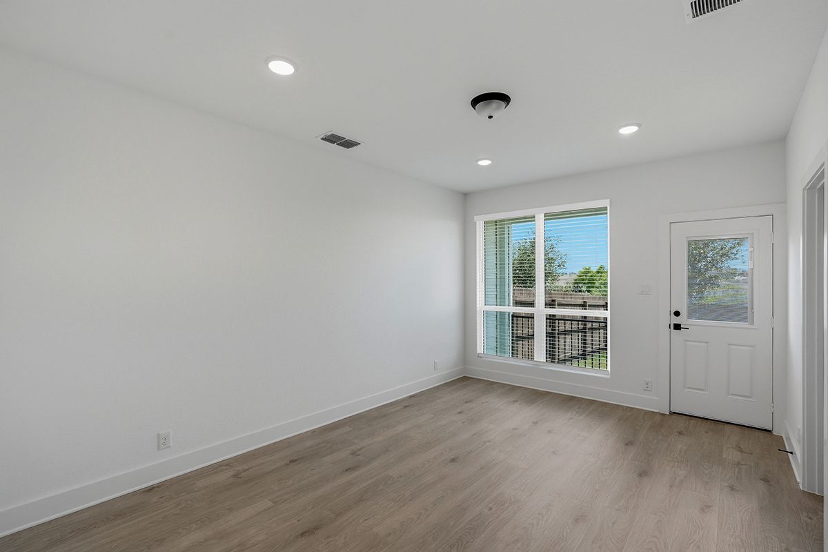 Flex Room