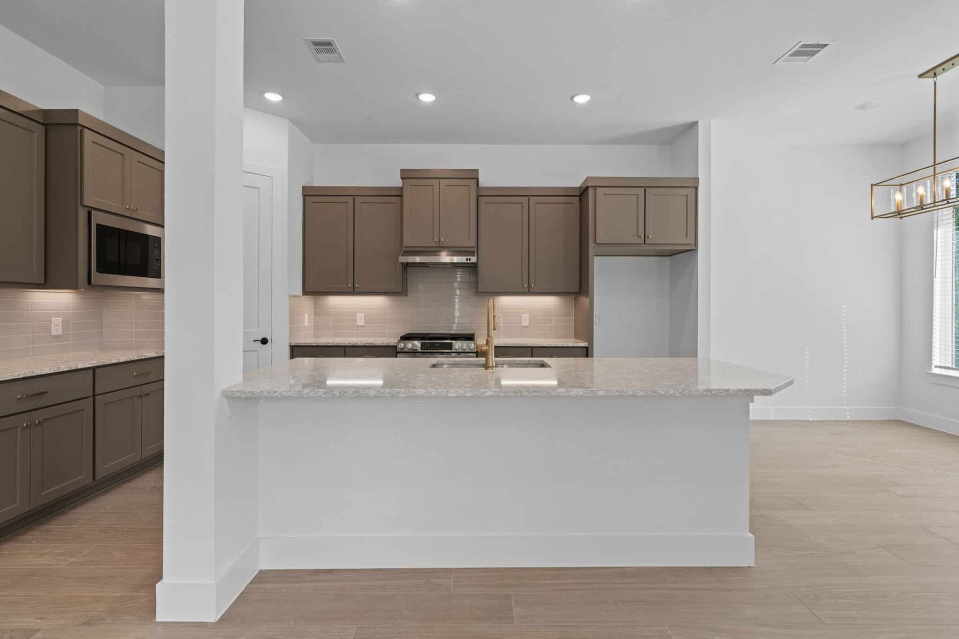 9-web-or-mls-DSC03513-1.jpg