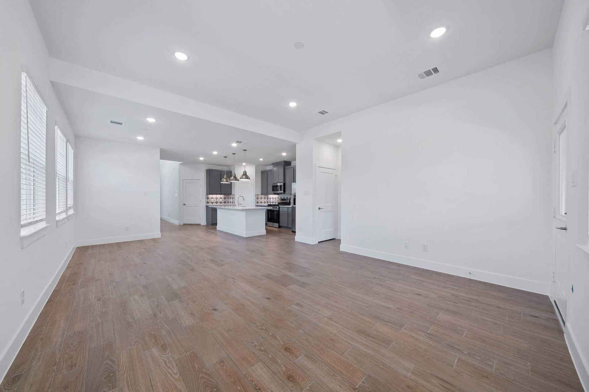 14-web-or-mls-DSC09664.jpg
