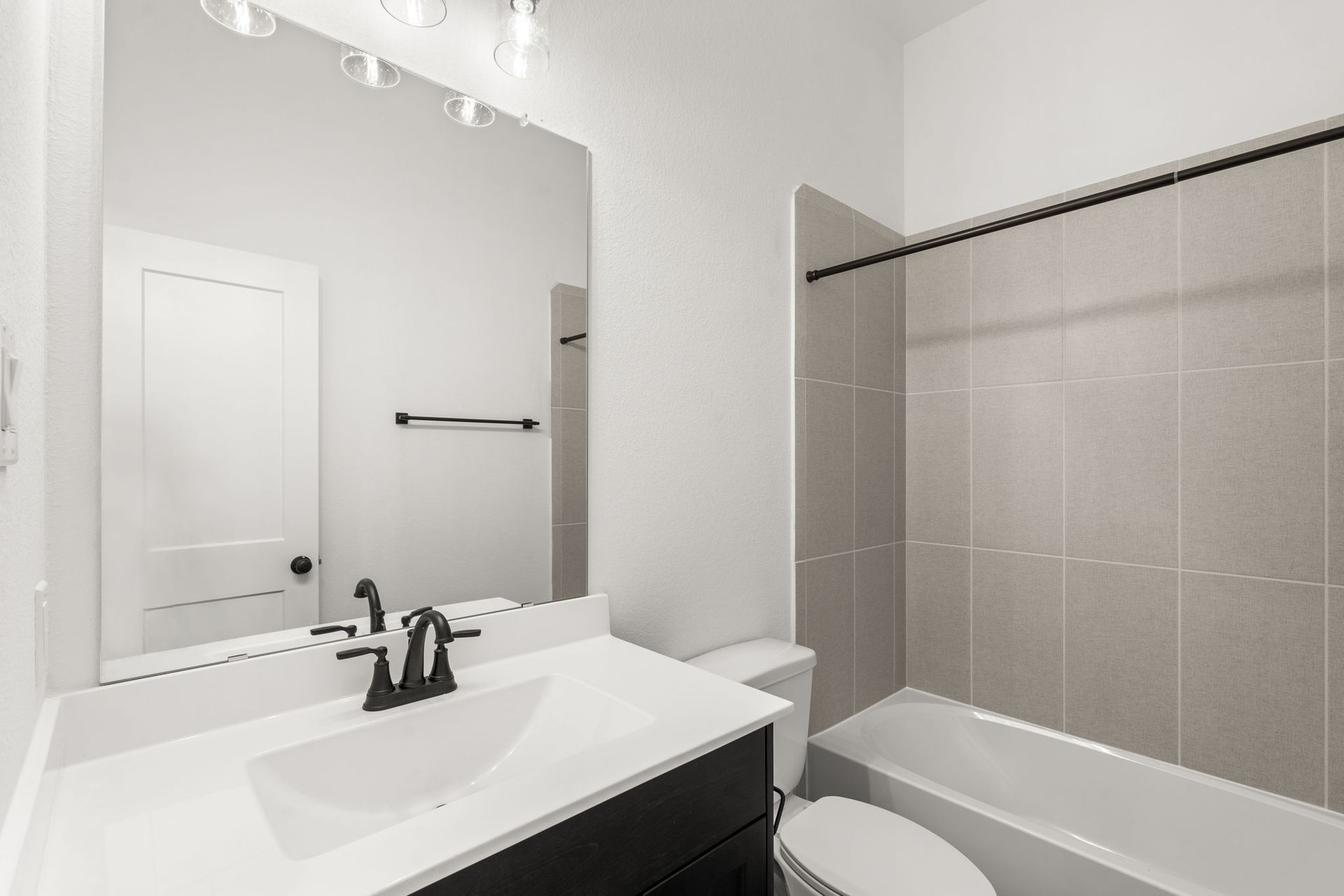 11-web-or-mls-MK302687.jpg