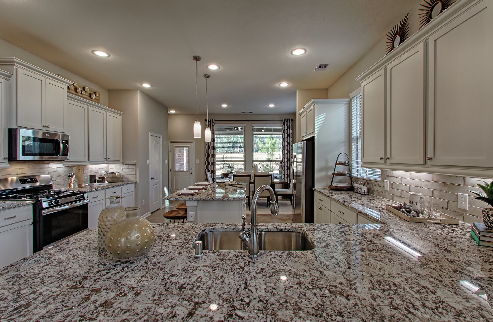 9845_0050_HDR-1.jpg