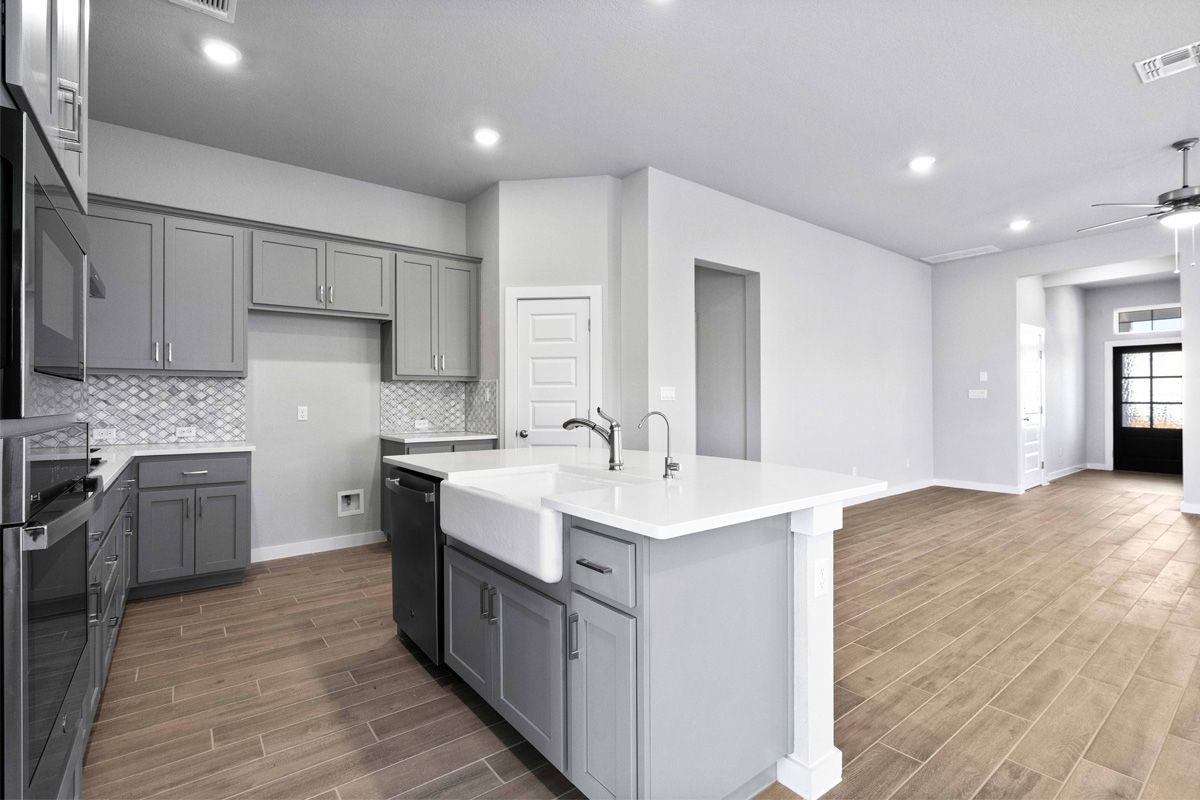 ChesmarATX-Cooper-Kitchen5.jpg