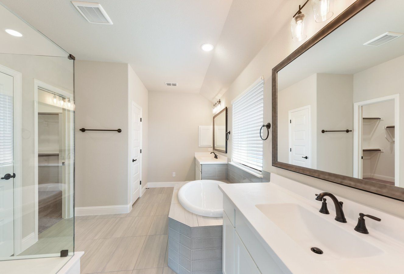 DFW-chesmarhomes-Raleigh-slider3-1.jpg