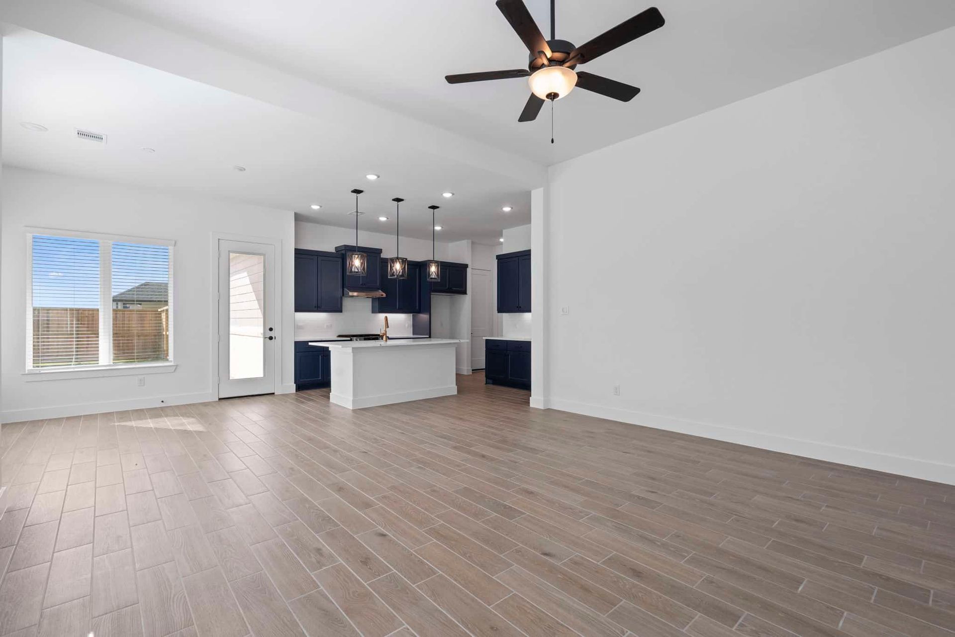19-web-or-mls-MK301418.jpg