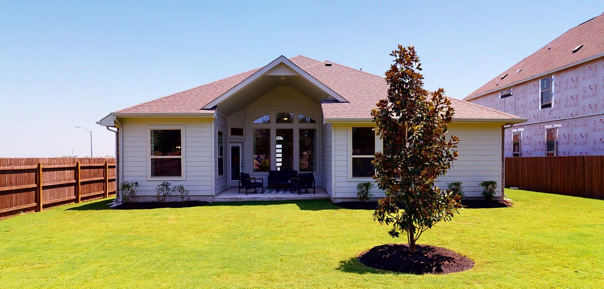 ATX-chesmarhomes-Branford-Sorento-Model-Back-slider.jpg