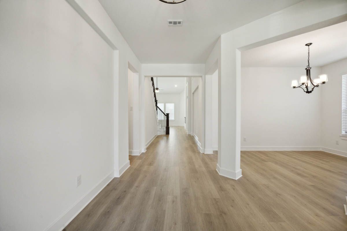 3906-Ashland-Gallery-3.jpg